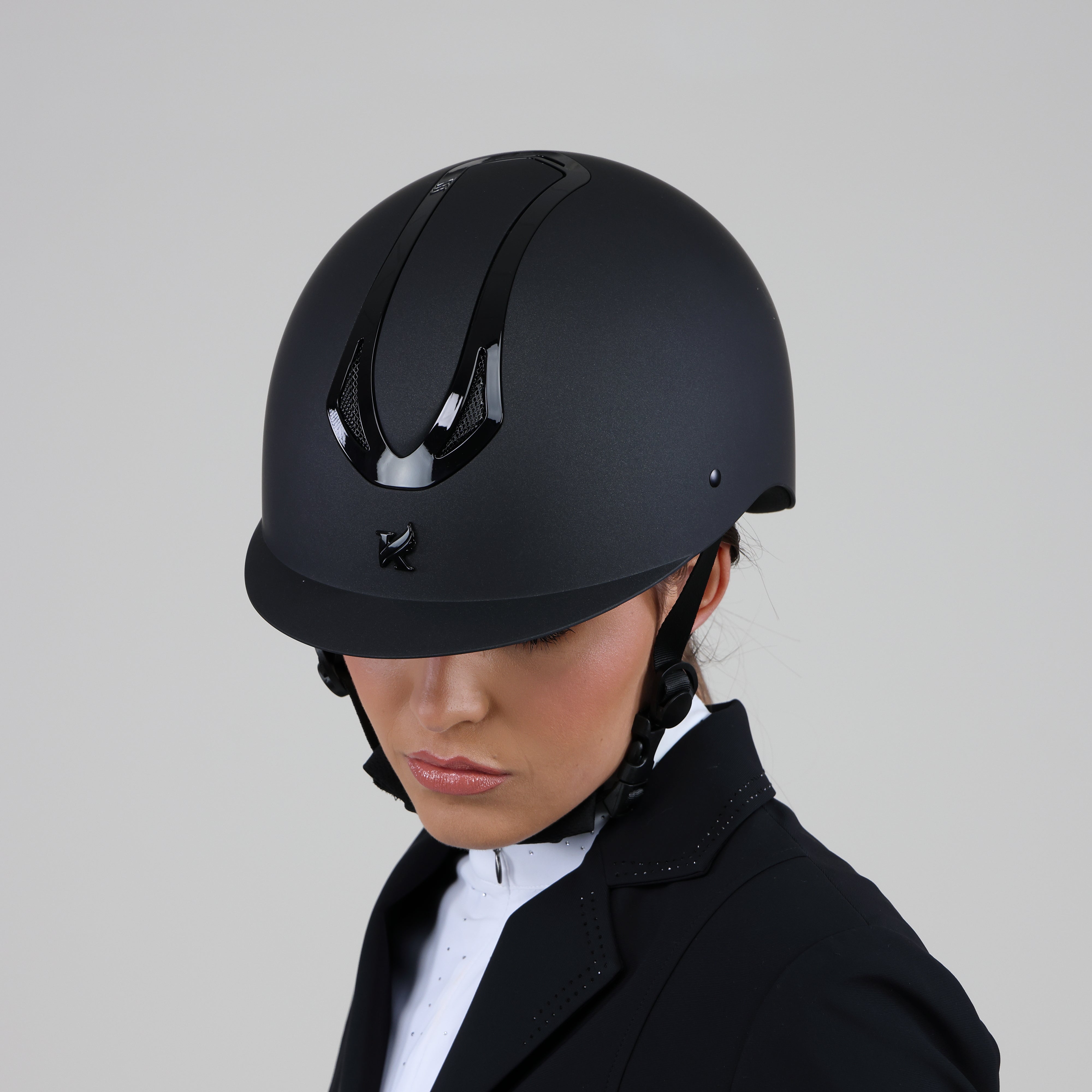 Karben Silvia Standard Peak Helmet