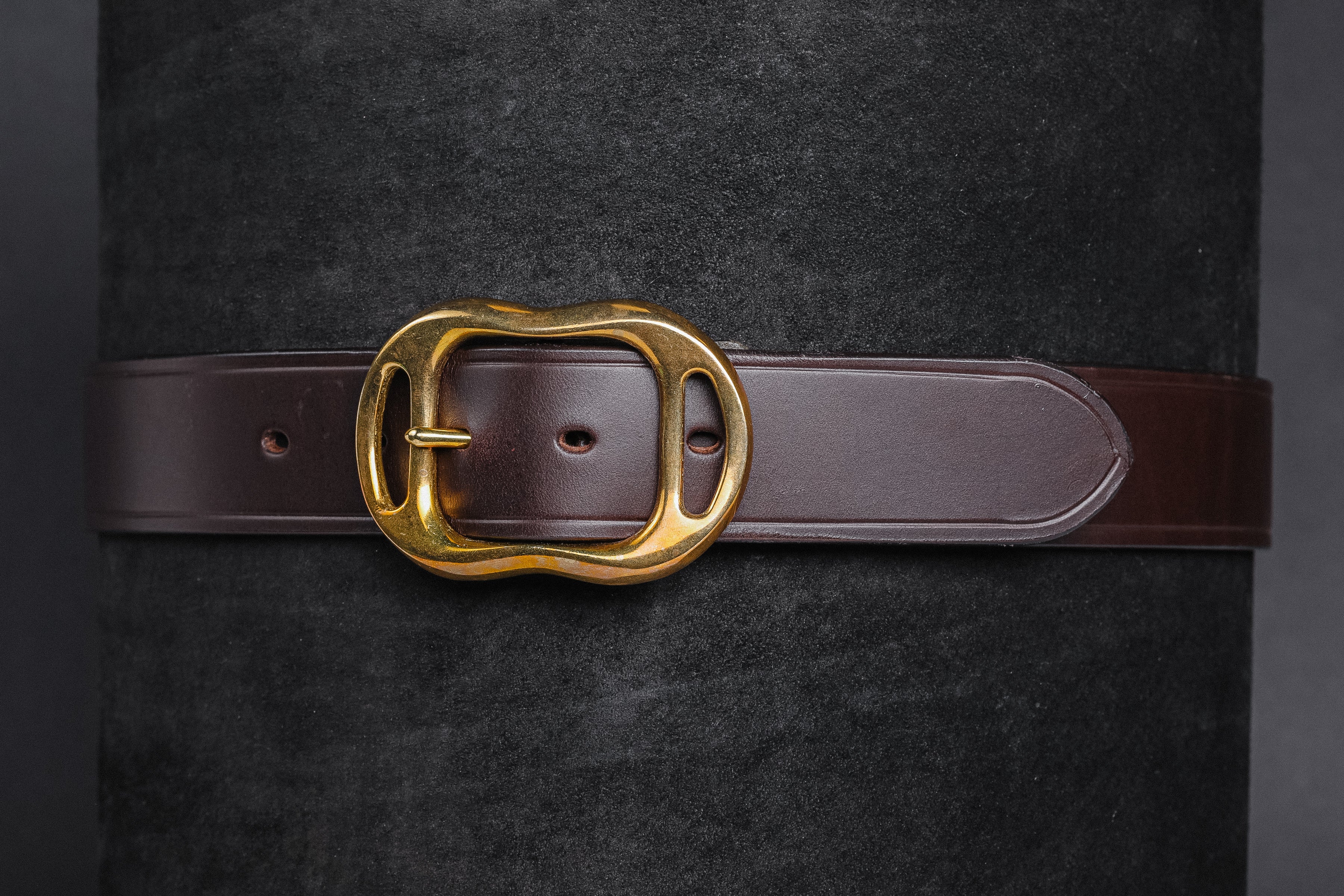 Center Bar Buckle Belt, dark brown leather with gold buckle, elegant design