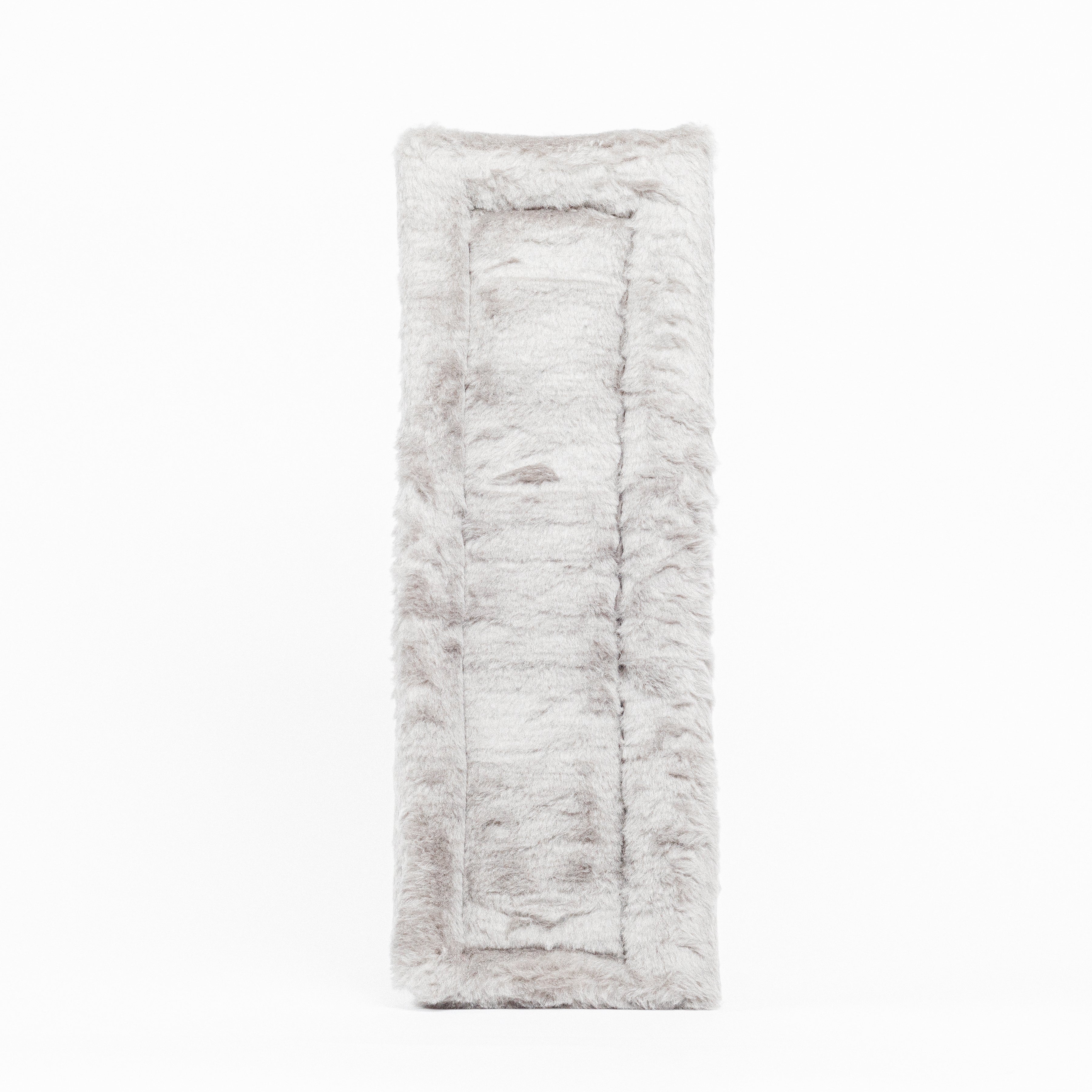 Black Fleece Back Pad by Freedman's, front-view of textured grey fabric