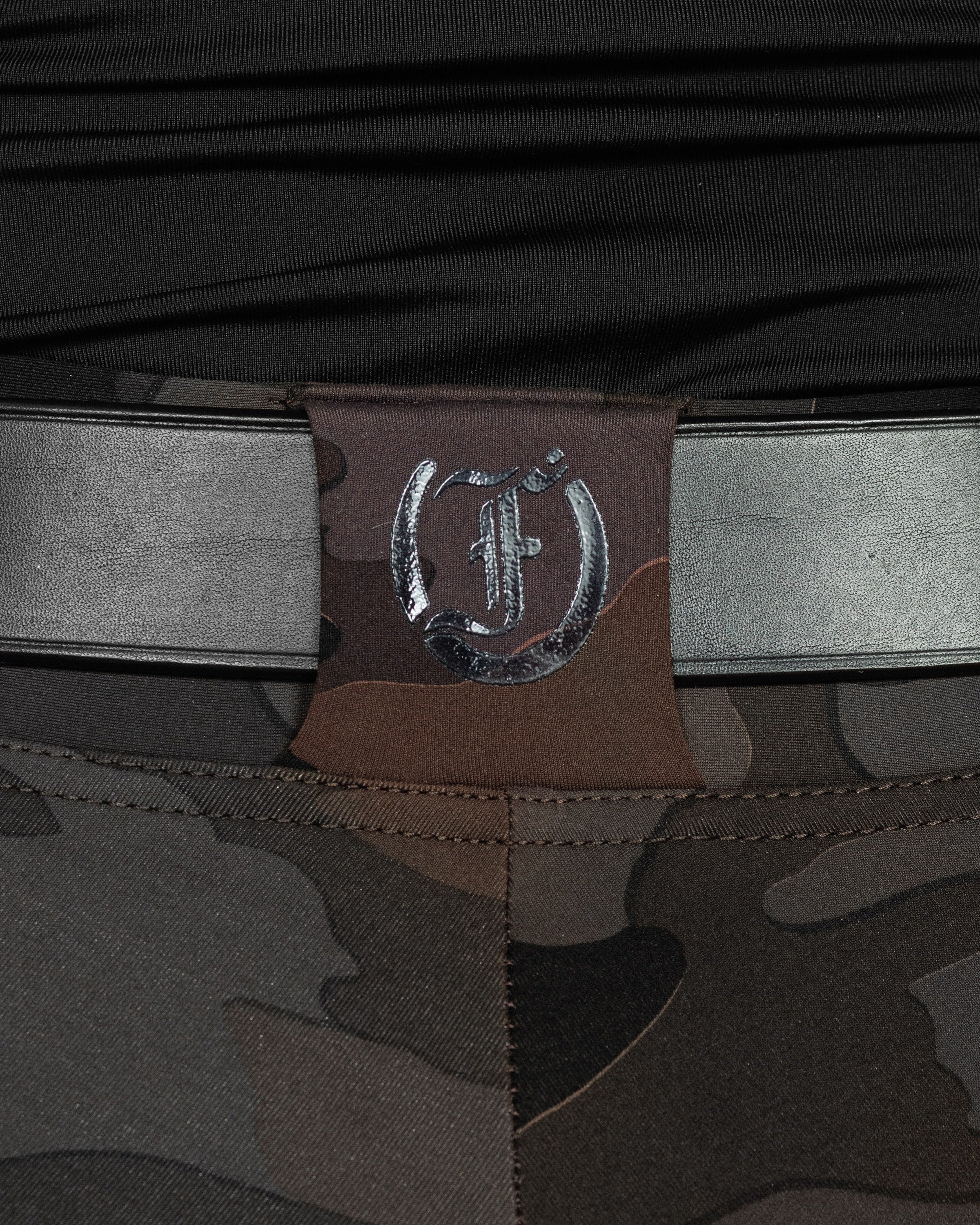Stylish Tous les Jours Jods - Burgundy Camo by Freedman's – sleek, comfortable, and perfect for equestrian fashion. Close up Freedman's logo on the belt.