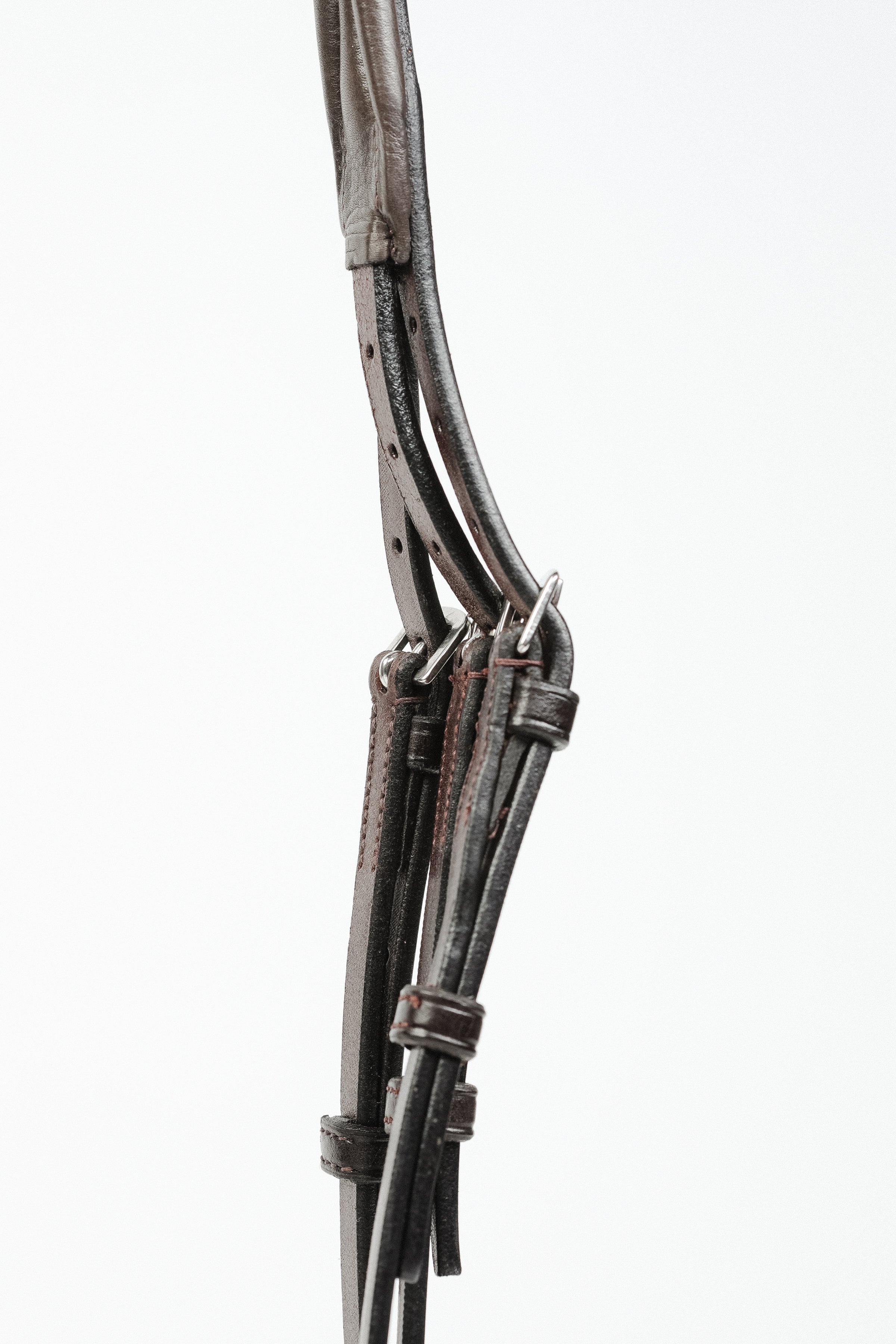 Close-up of Advantage Bridle Crown Cob Size, Showing Leather Straps and Buckle Detail
