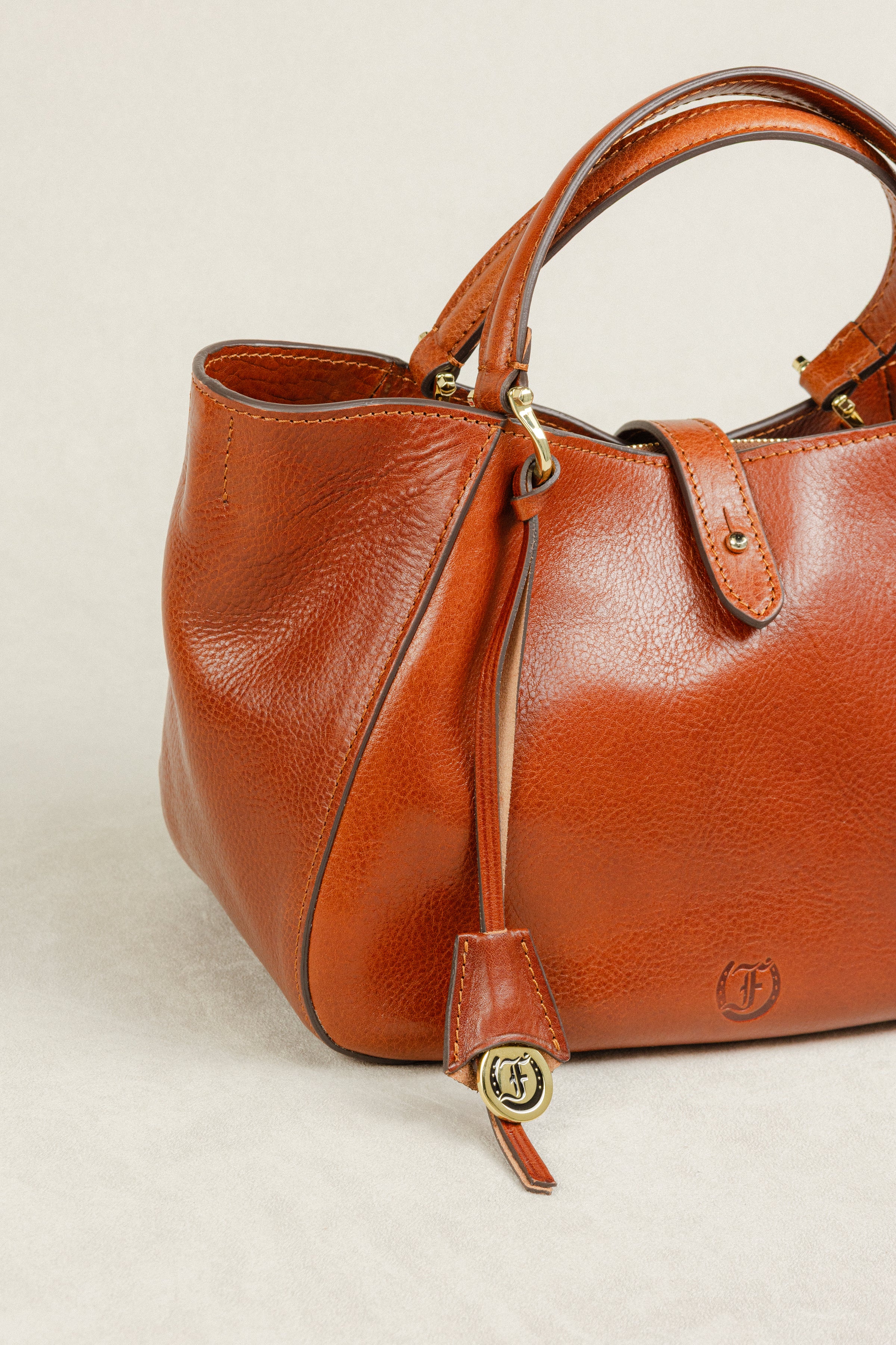 Midi Cabriolet Bag