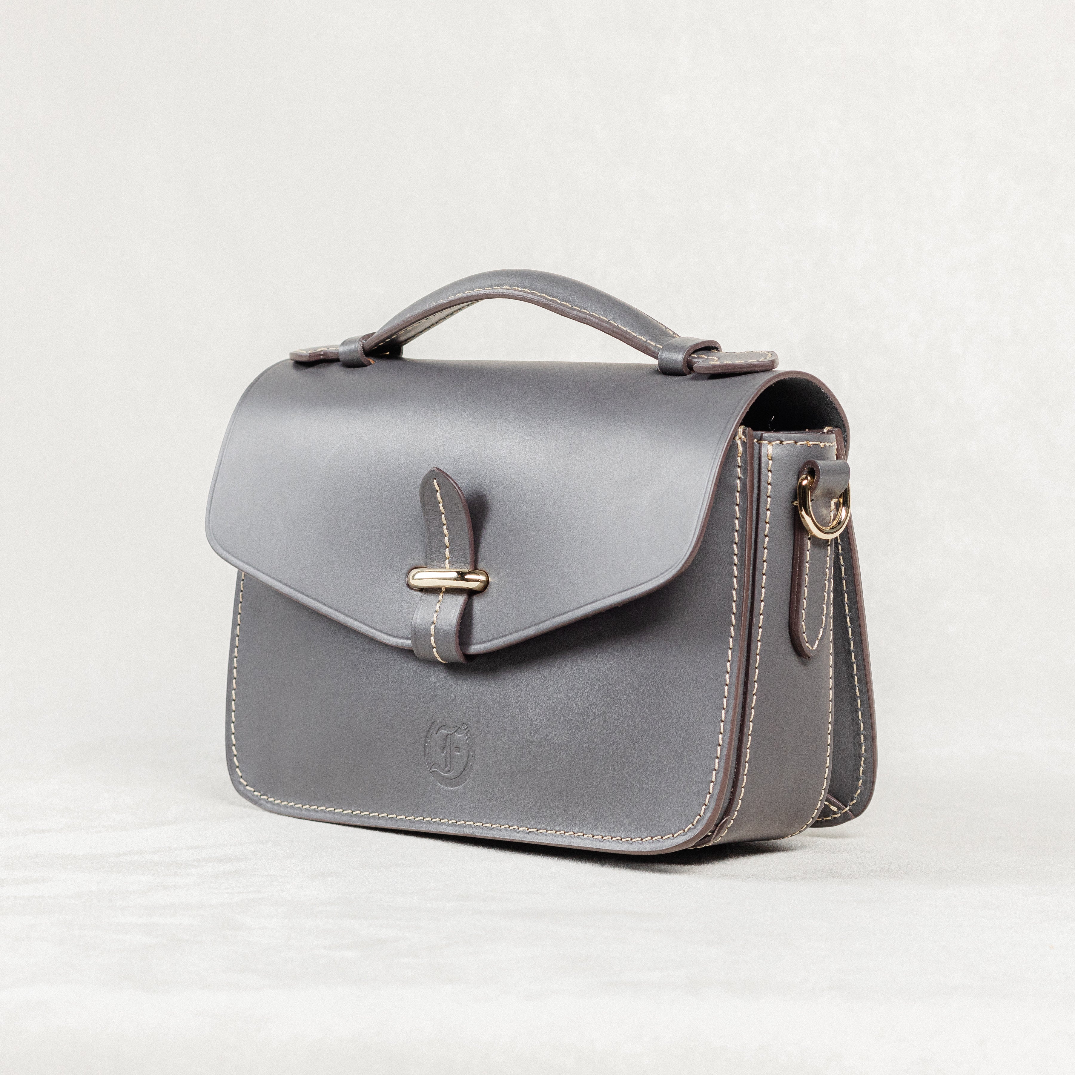 Mantelet Bag