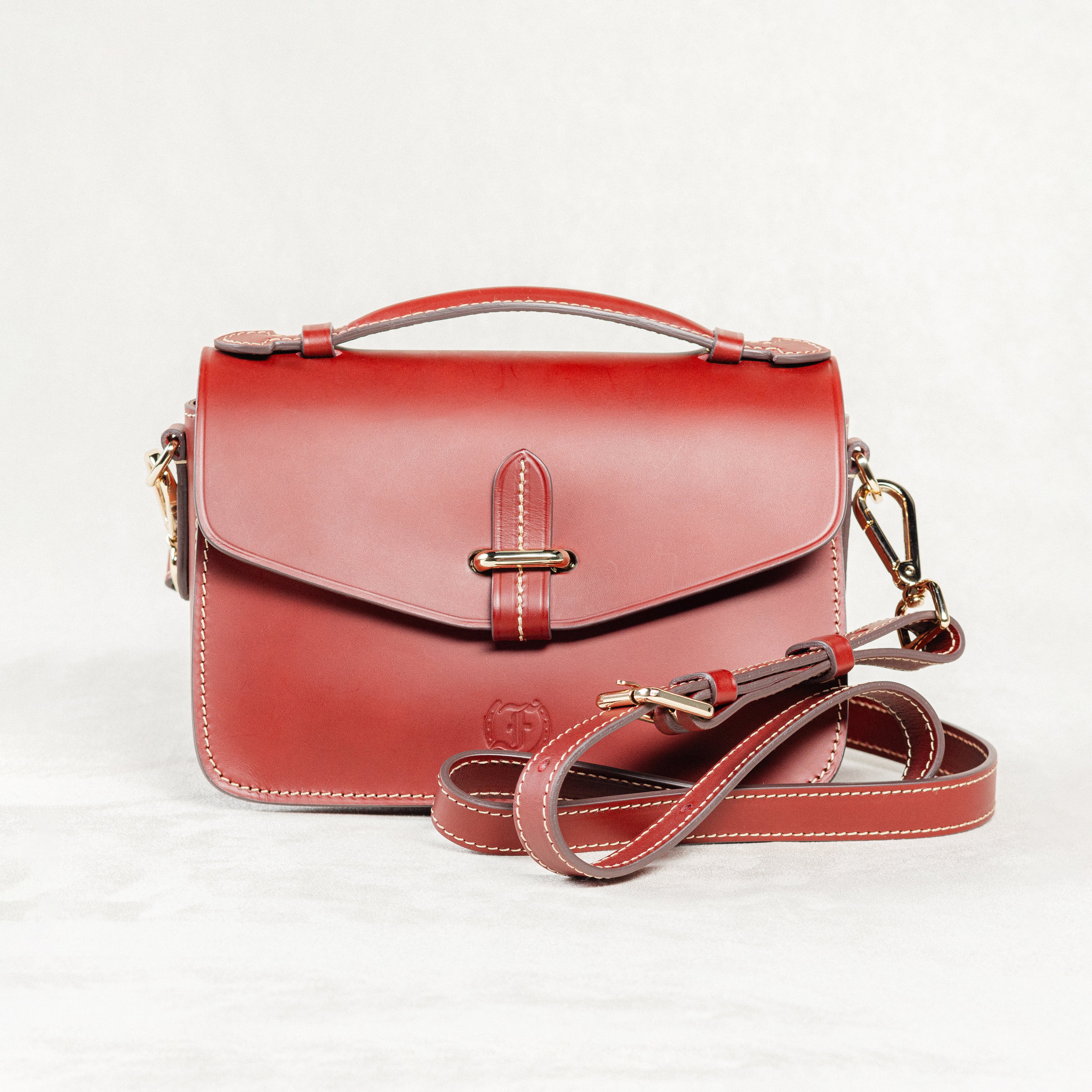 Mantelet Bag