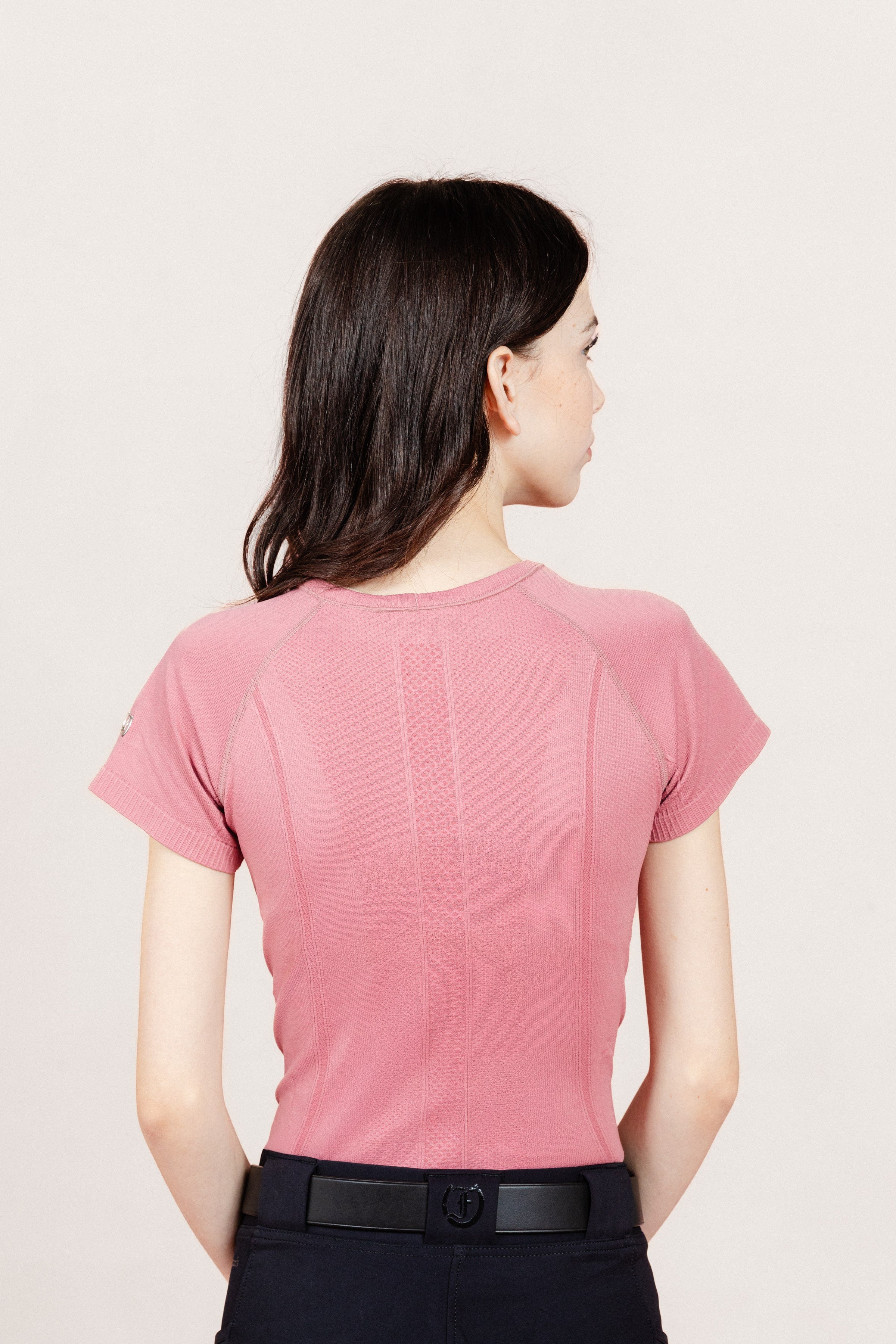 Freedman's Seamless T-Shirt in Pink – Stylish and breathable short-sleeve riding top, perfect for equestrian and activewear enthusiasts.