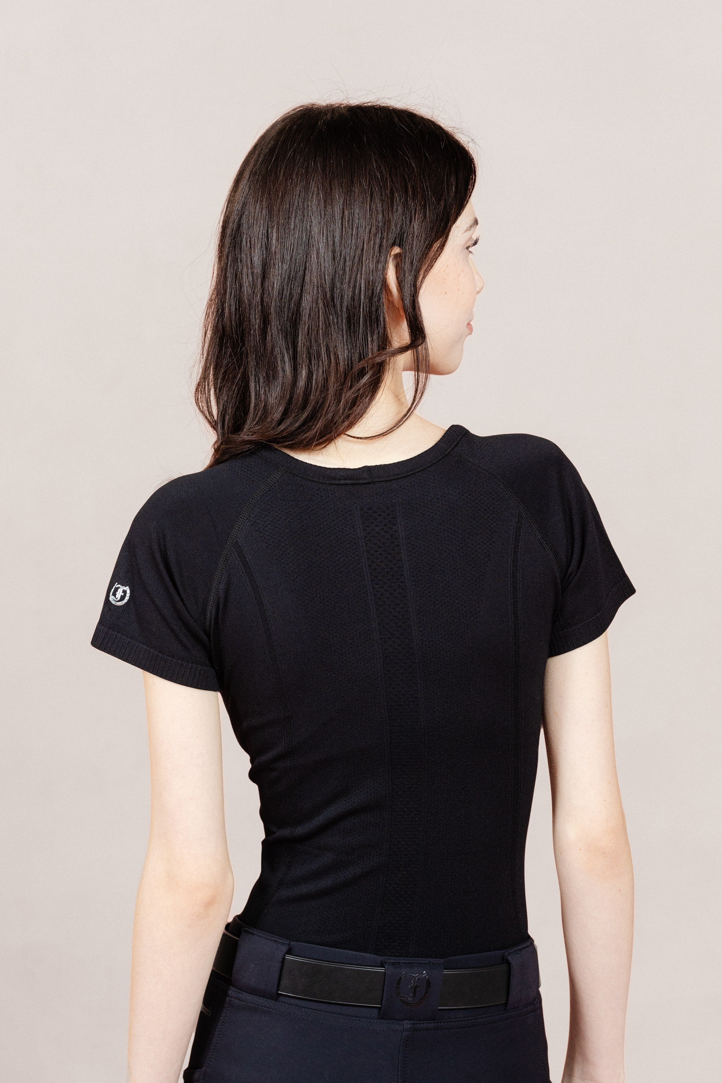 Freedman's Seamless T-Shirt in Black – Stylish and breathable short-sleeve riding top, perfect for equestrian and activewear enthusiasts.