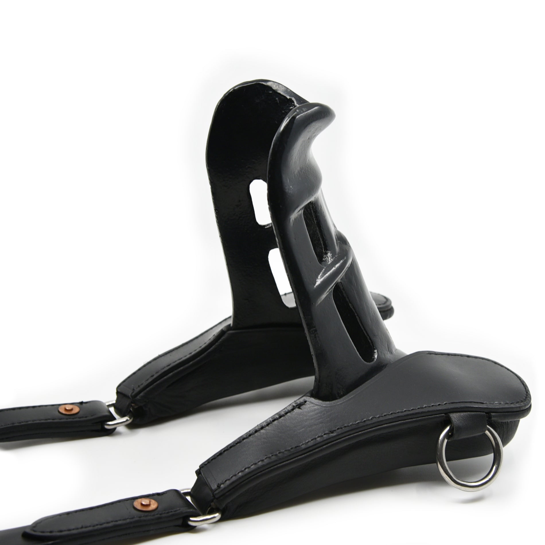 Freedman's Roll Top Crupper: Black Leather Crupper with Distinctive Roll Top Design and Metal Rings