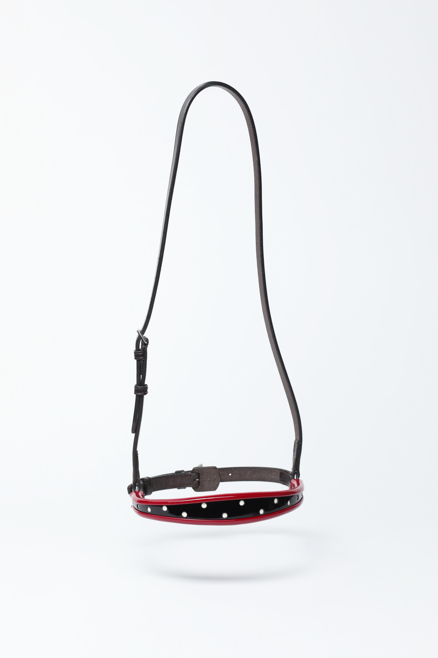 Freedman's Tapered Show Caveson, black/red leather with turned edge and white dots.
